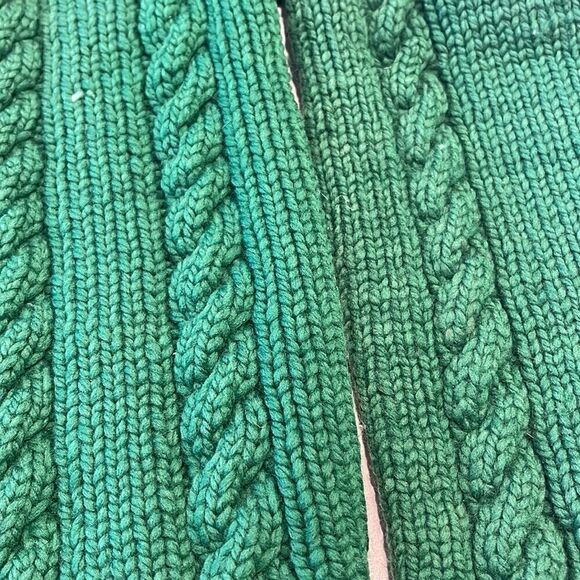 Homemade women’s cardigan size medium to large see measurements green super cool - Picture 2 of 10